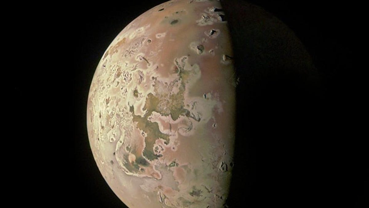 NASA's Juno Reveals Hellish Landscape of Jupiter's Moon Io in Latest Flyby